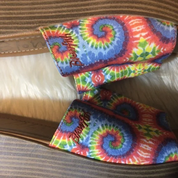 Women’s Blowfish Malibu Size 8.5 Tie-Dye Vegan Platform Slides - Picture 4 of 10